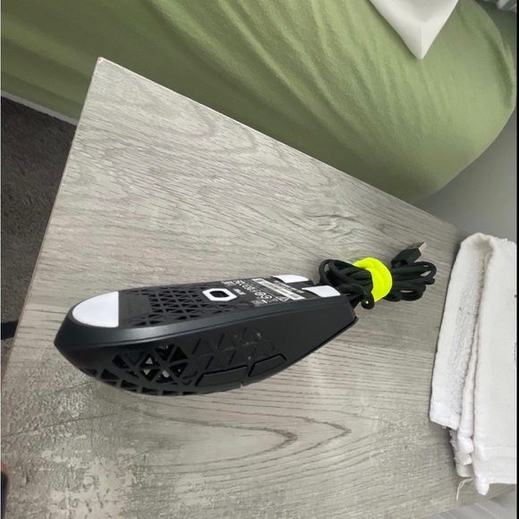 ASUS tuf air m4 gaming mouse - Picture 4 of 4